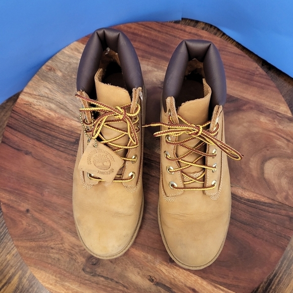 Classic Timberland Waterproof 6" Boots Wheat 12909 Youth 6 (Women's 7.5) - Picture 7 of 13